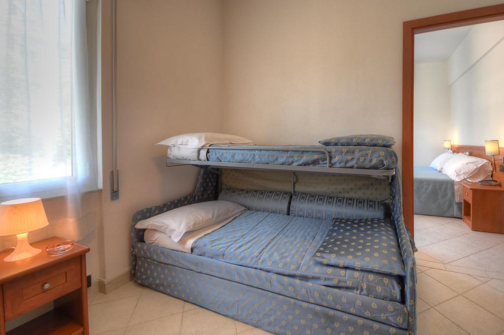 Hotel Noris Finale Ligure Bagian luar foto